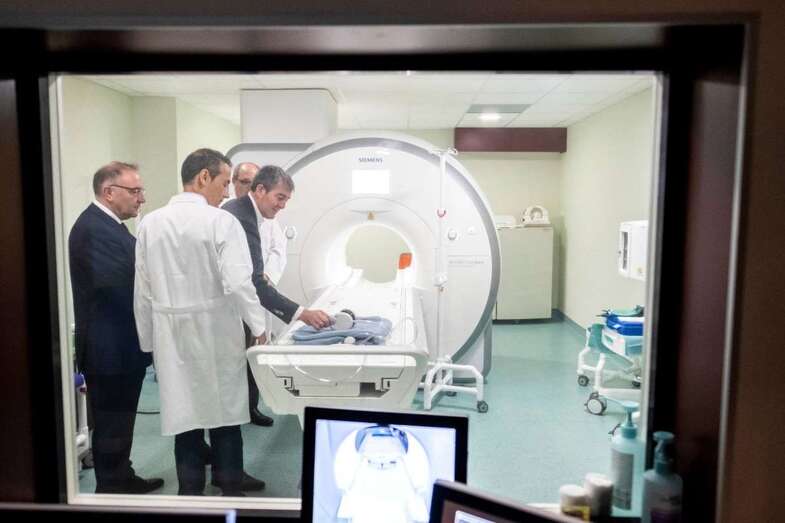 Imagen de la nueva sala de resonancia nuclear (Foto TA)